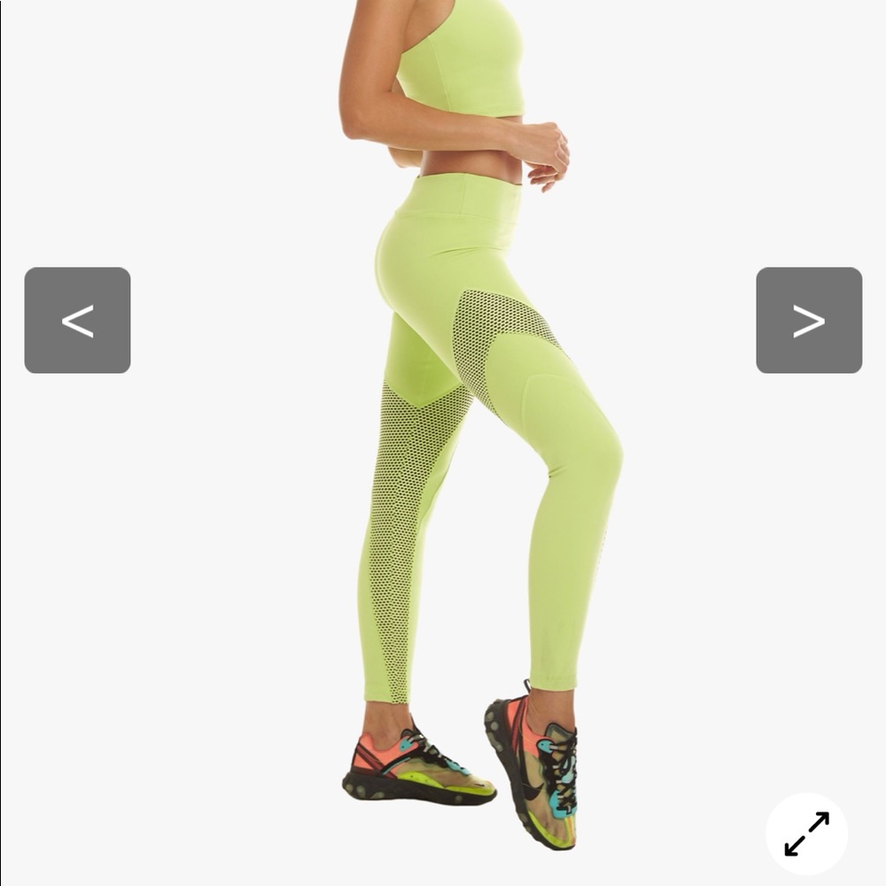 New Koral frame high rise blackout leggings